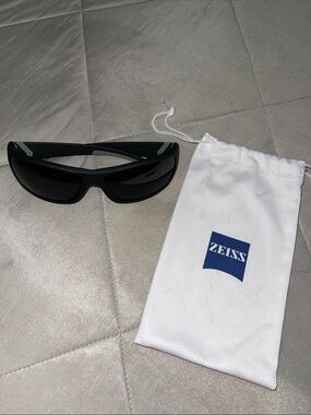 ZEISS Black Sunglasses with Case | Premium Optics | Unisex